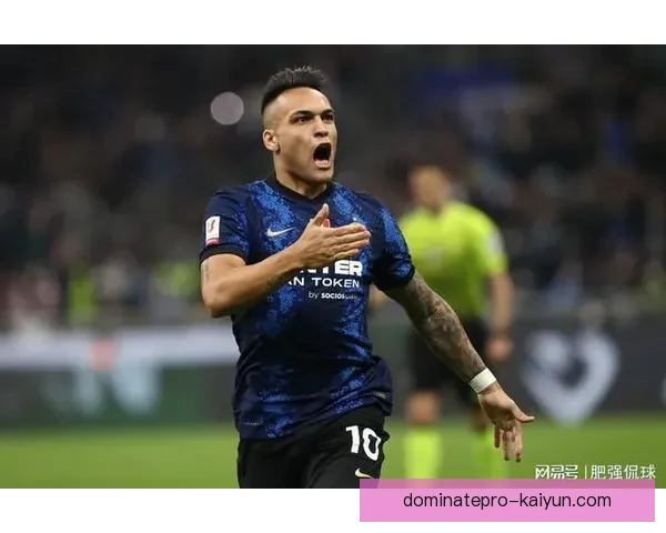 波兰在2022世界杯小组赛中的表现回顾与分析