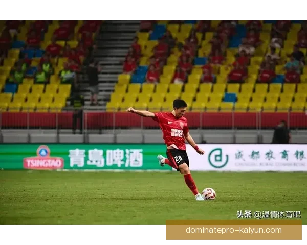 中超最佳门将表现稳健，助力球队争夺季后赛资格